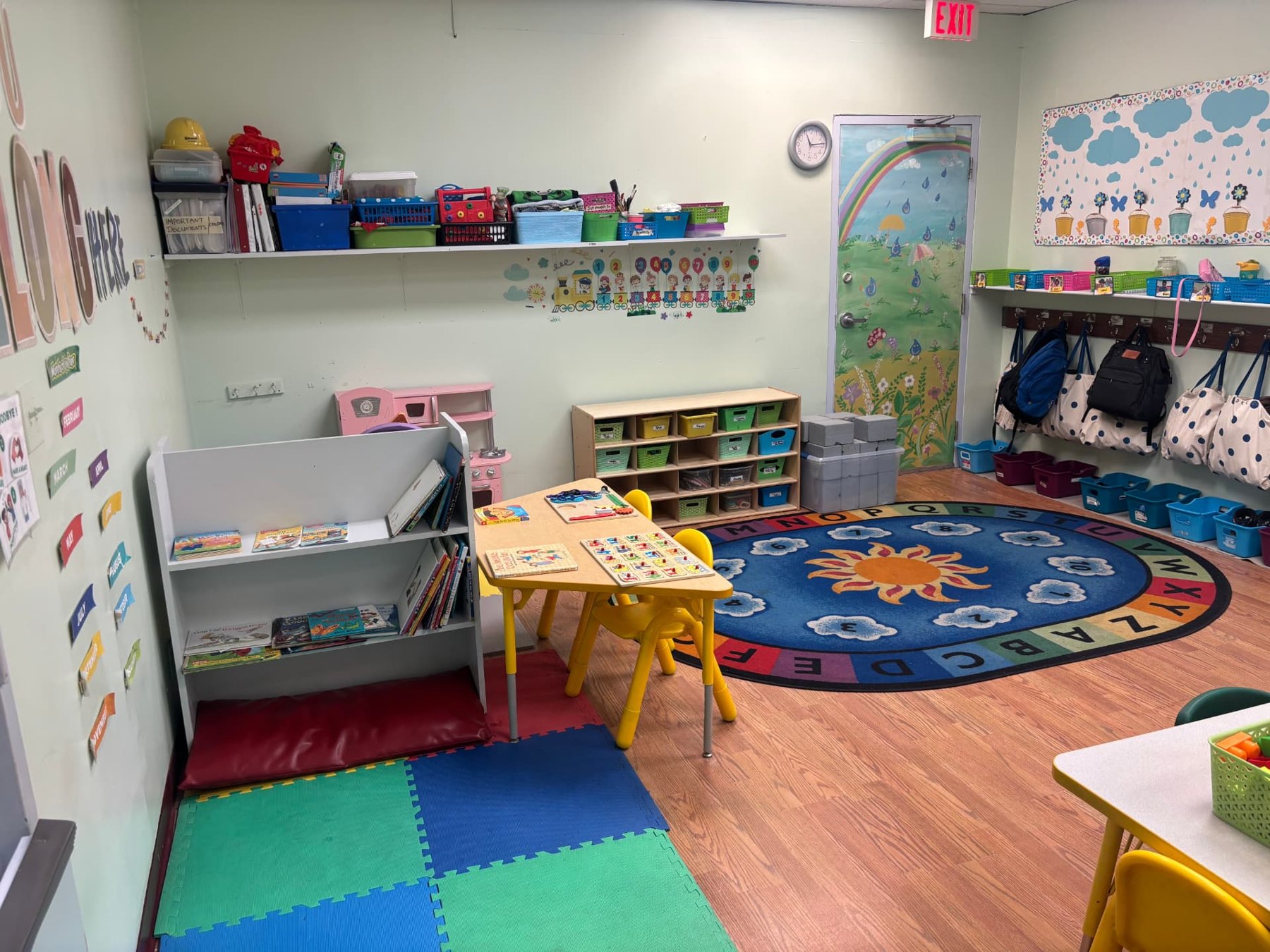 The reading shelf and soft floor mats